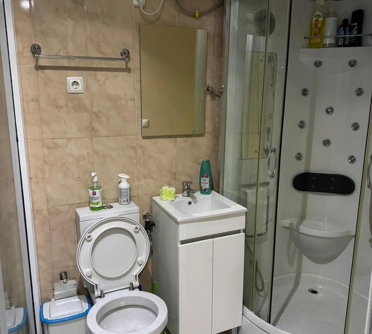 Entire Flat For Short Stays Praia 0*,